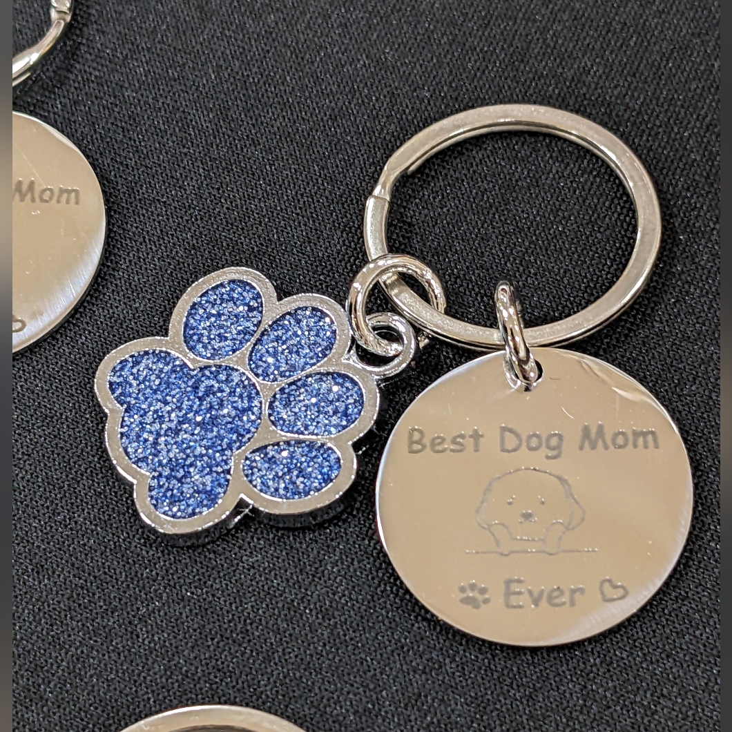 Brand New Best Dog Mom Keychain